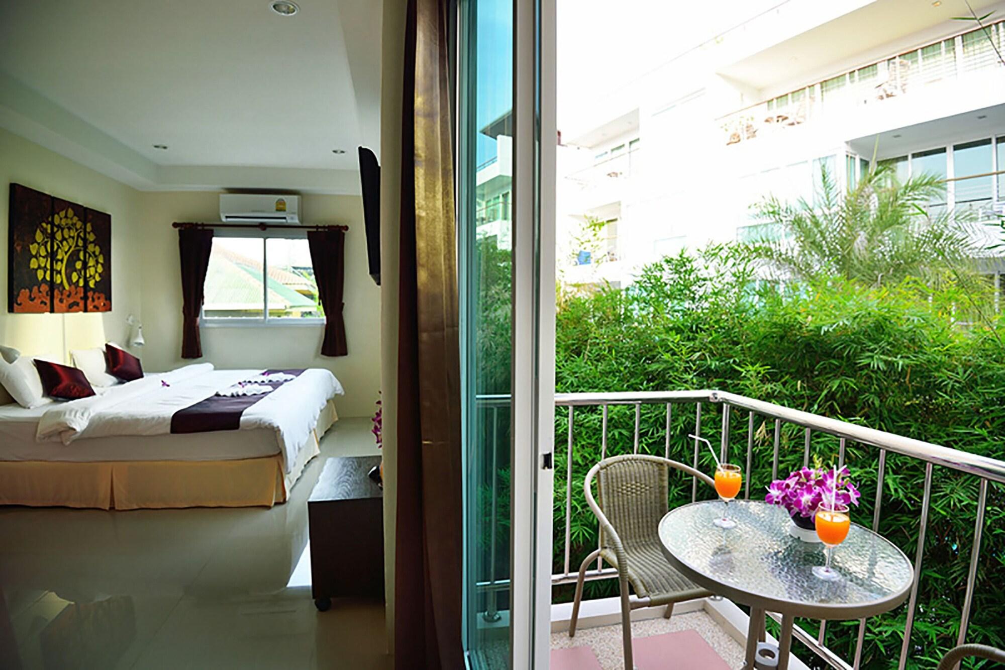 At Kamala Hotel Екстериор снимка